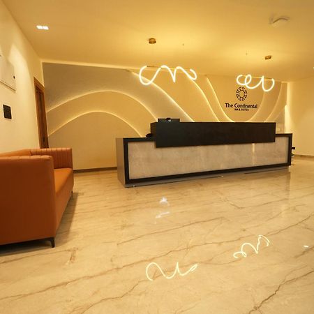 The Continental Inn & Suites Mysore Exterior foto